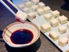 酸奶糕-诺敏塔拉奶茶-布里亚特包子-手把肉(锦都会店)