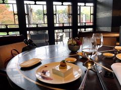 -杭州西子湖四季酒店·金沙厅