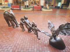 -王府井奥莱临潼小镇(临潼店)