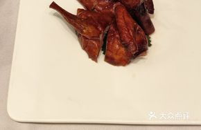 Crispy Milk-Scented Pigeon