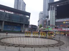 -日月光中心广场