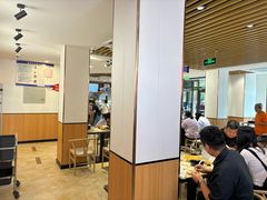 -闫家驴肉老店(华电一校店)