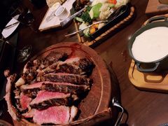 -恰餐厅及酒吧 CHAR Bar & Grill (北京丽都皇冠假日店)