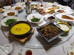 -鸭王烤鸭店(三里河店)