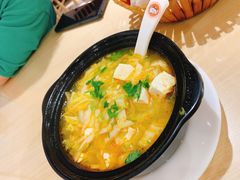 -闫家驴肉老店(华电一校店)
