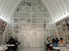 -钟书阁(松江泰晤士小镇店)