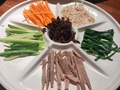 鸡丝凉米线-云海肴云南菜(美罗城店)