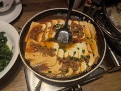 -爱碗亭·鲜炒湖南菜(壹城中心店)