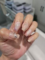 -手牵手美甲
