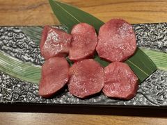 上等牛舌-炼火烤肉店