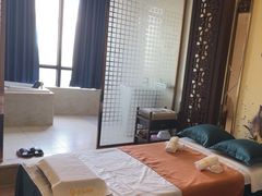 -尚足影院式足疗·住宿·美食(解放碑店)