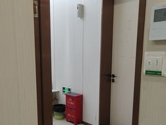 -登特口腔医院(鼓楼东街口店)