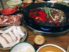 -周幺妹重庆老火锅(银泰城总店)