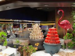 -钱小奴海鲜自助黑金店(杭州滨江龙湖店)