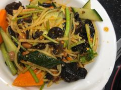 -刘一锅筋头巴脑(凌空二街店)