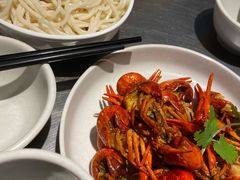 -龙巢盱眙龙虾·牛蛙·烧烤宵夜(八卦岭店)