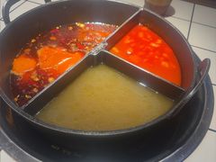 -热火朝天鲜切牛肉火锅(南强街巷店)