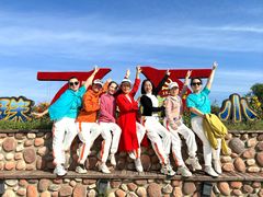 -北纬44度·金珠花海休闲农业旅游景区