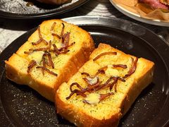 -房角石咖啡与书(吉大南校店)