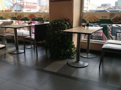 大堂-李先生牛肉面大王(东营友谊广场店)