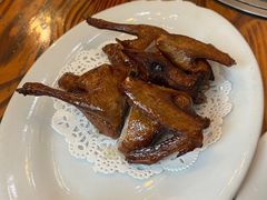蒜香乳鸽-富哥食店