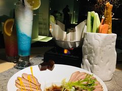 -穹六人间 people 6(岳阳路店)
