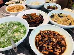 -侬佳蒸菜馆(听潮店)