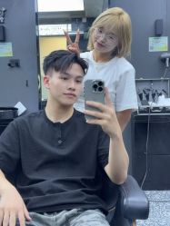 -藤野造型专业烫染接发