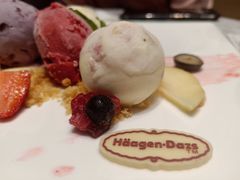 莓果精灵冰淇淋菜式-哈根达斯(美罗城店)