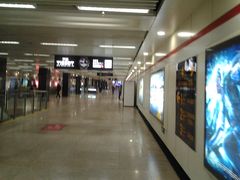 -常熟路(地铁站)