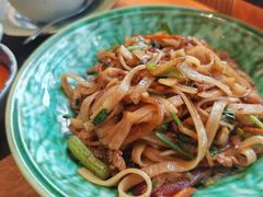 -包整·丝娃娃(一览甲秀楼风景店)