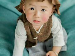 -燕西婚纱摄影工作室(友盛上都写字楼店)