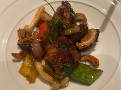 罗勒腰果炒牛肉粒-三号黄浦会Canton Table