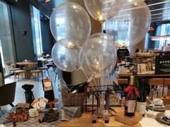 -星巴克臻选(上海合生汇1F店)