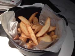 -LENBACH兰巴赫西餐啤酒坊(大连东港店)