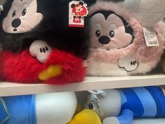 -名创优品(山东青岛华润万象城店)
