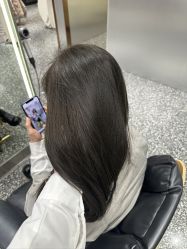 -Tloml salon