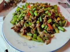 白辣椒炒鸡胗-新新湘菜馆(新中街二条店)