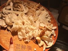 -芸鲜季·云南野生菌餐厅· 云南风物味研社(闵行店)