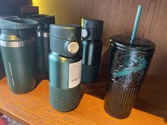 -星巴克臻选(杭州嘉里中心1F店)