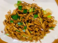 -江南古镇(斗西路万致创意园店)