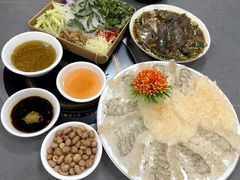 -官塘陈记鱼生·潮汕砂锅粥·牛肉火锅(潮枫路总店)