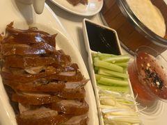 -梅利汴京烤鸭•开封豫菜地标店(东大街店)