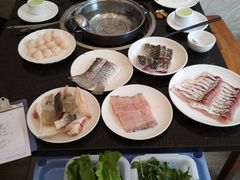 -正能量脆肉鲩火锅