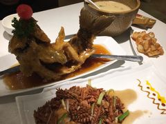 爆炒腰花-闫府私房菜·百年鲁菜(恒隆店)