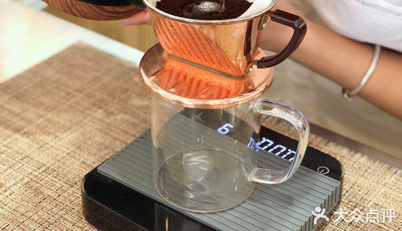 颜色的深度和泛油最多，比较疑惑这种储存方式