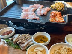 -Dombe豚(黑猪肉街店)