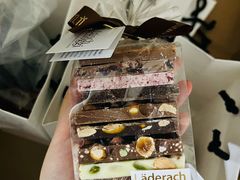 -Laderach 莱德拉(上海环贸iapm店)