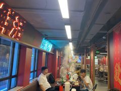 -四囍码头海鲜烧烤自助火锅(外滩南京东路悦荟广场店)