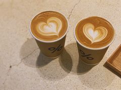 热的咖啡拿铁-% Arabica(京都东山店)